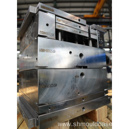 Plastic mould base - home appliances